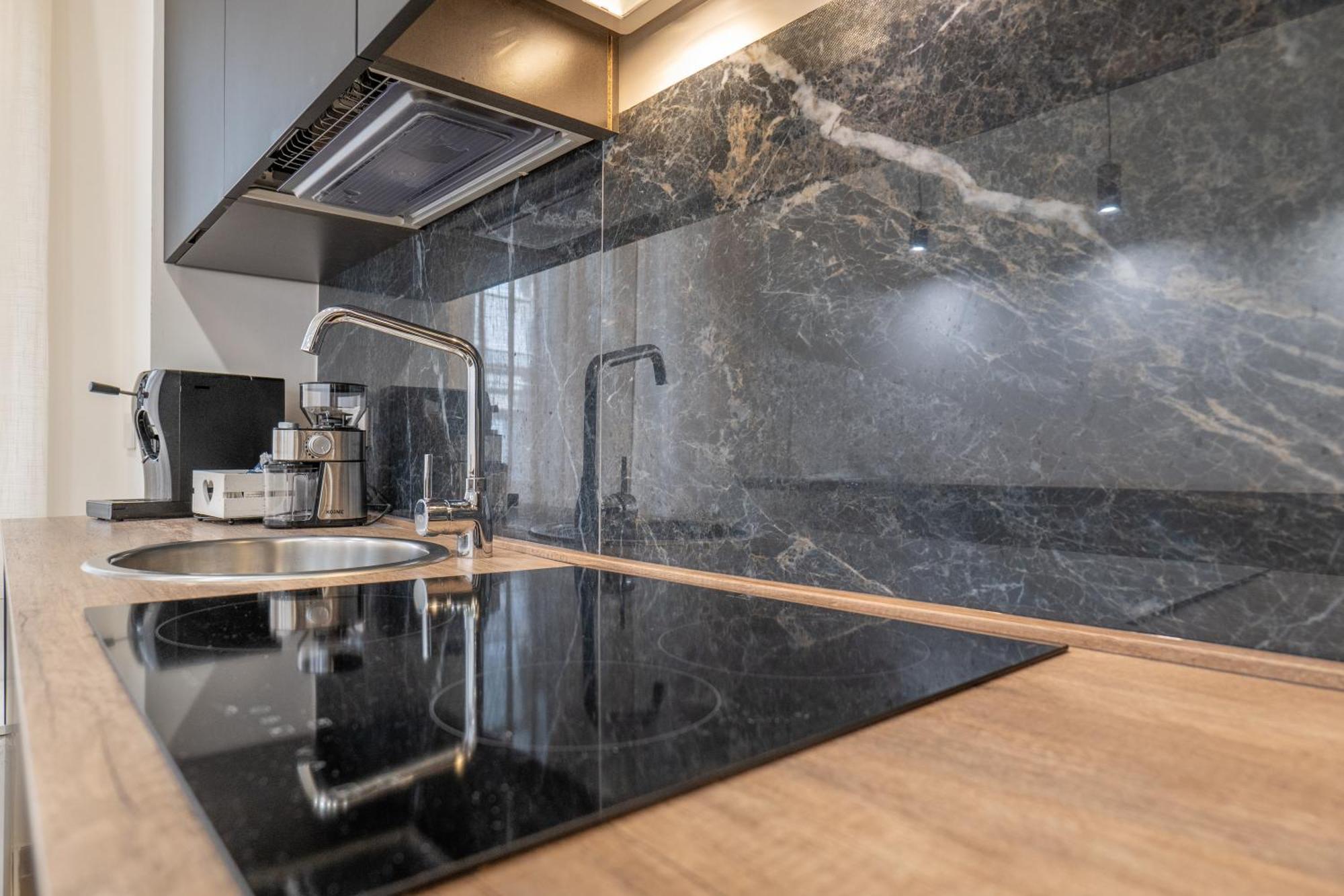 萨莱诺Three Moons Boutique House/Calypso公寓 外观 照片